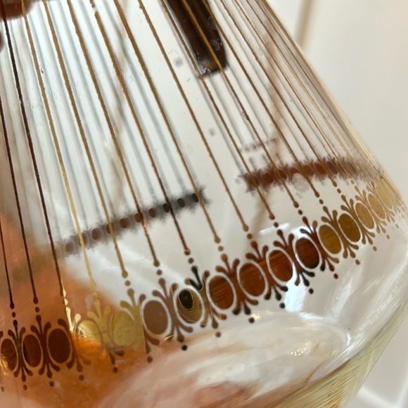 Pyrex Gold and Black Glass Coffee Carafe - Picture 5 of 5